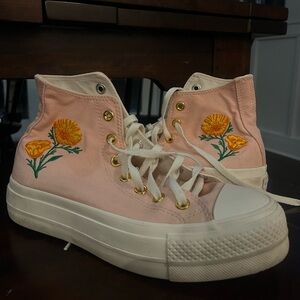 Converse Chuck Taylor All Star High Mens 9.5, Wmns 7.5 Flower Embroidery Pink